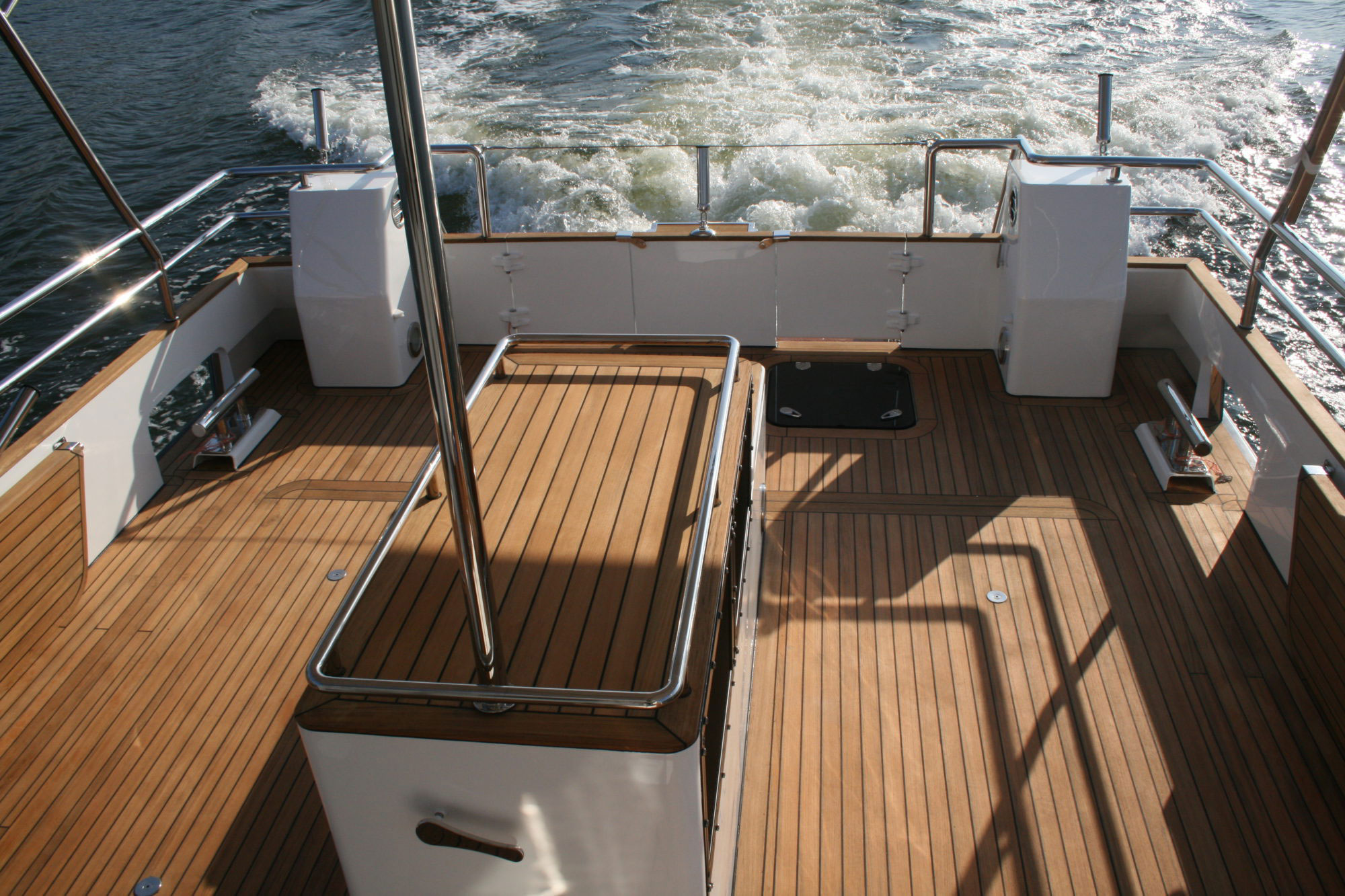 Conrad VIP Soc Docksta performance boat aft platform ideal for fishing day trips.